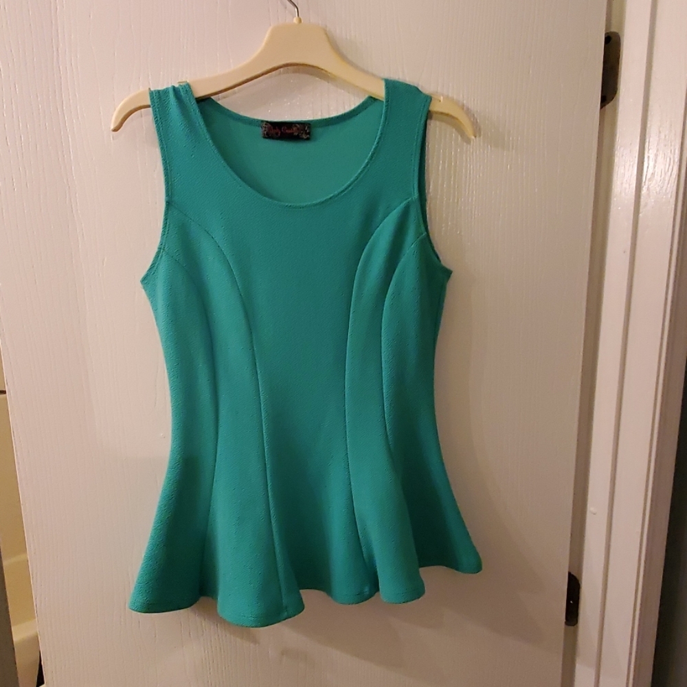 Tea/emerald preplum tank top
